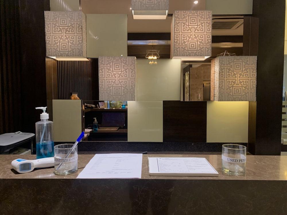 Royale Sarovar Portico 4* Agra (Uttar Pradesh)