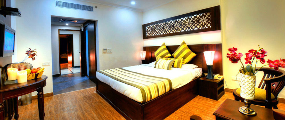 Hotel Royale Sarovar Portico 4*